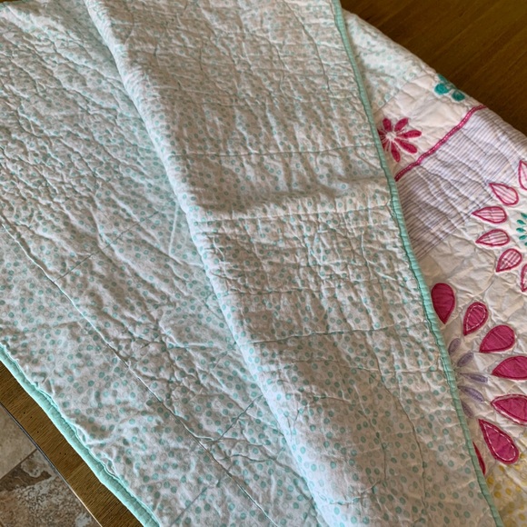 Pottery barn baby girls crib set - Picture 2 of 5